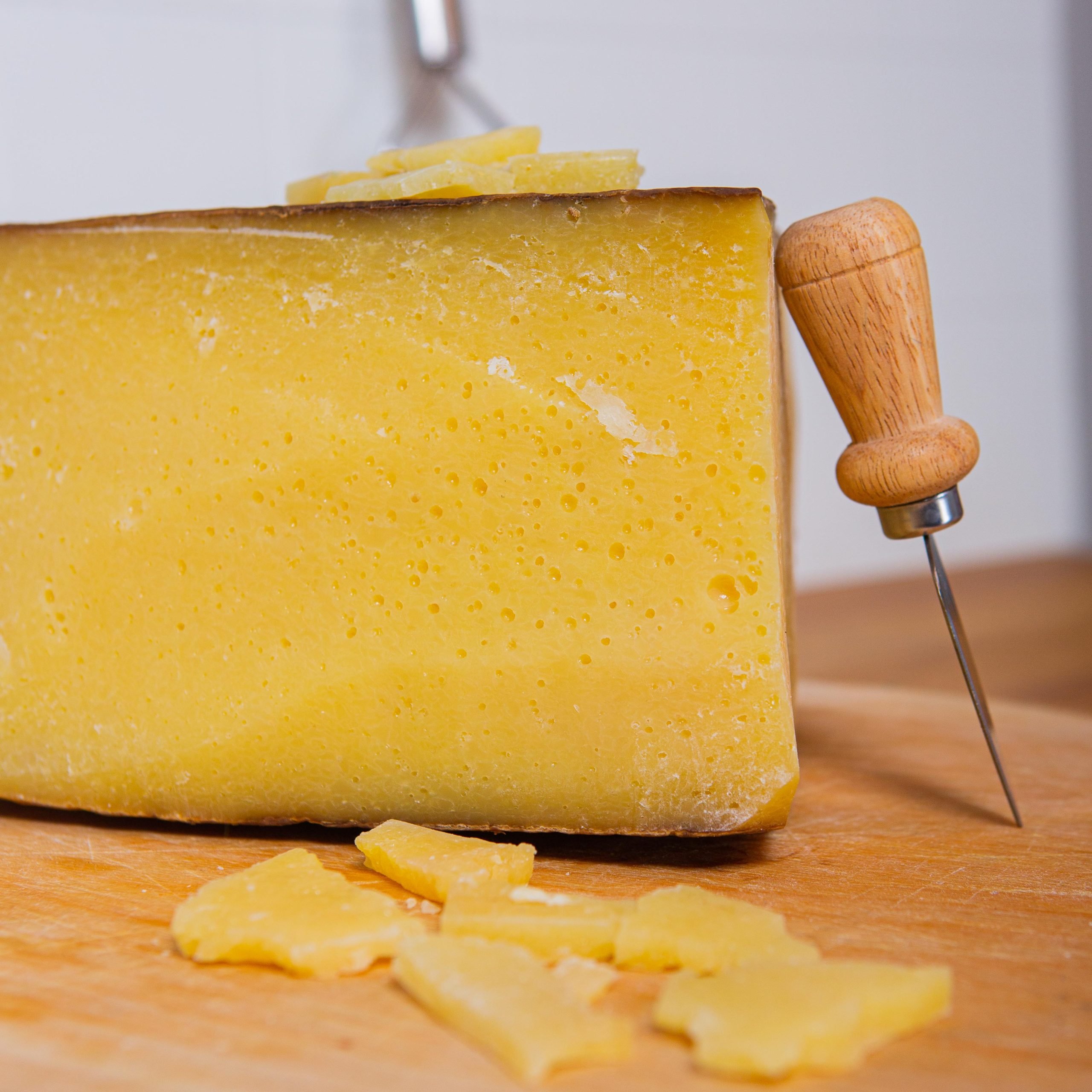 Formaggio di Latte Crudo Bagoss 300gr - immagine 3
