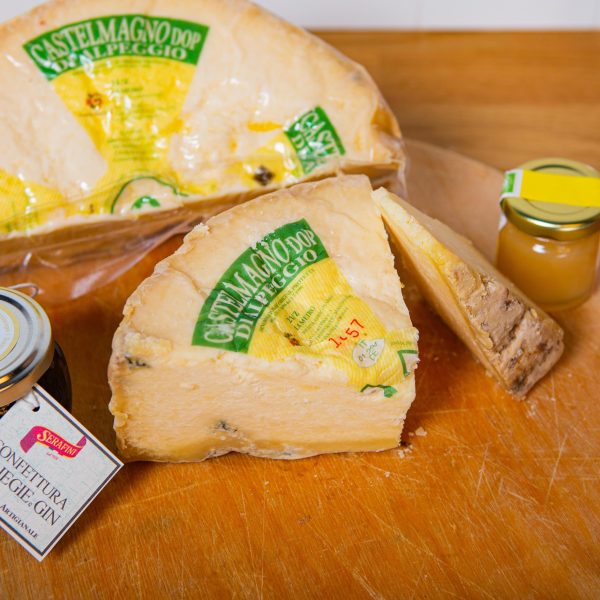 Formaggio di Latte Crudo Castelmagno d’Alpeggio DOP - Amedeo 300gr