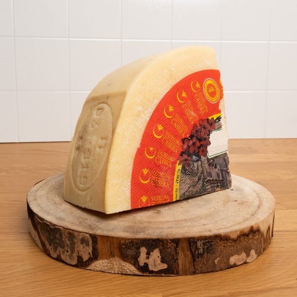 Formaggio vaccino Valtellina Casera DOP 300gr
